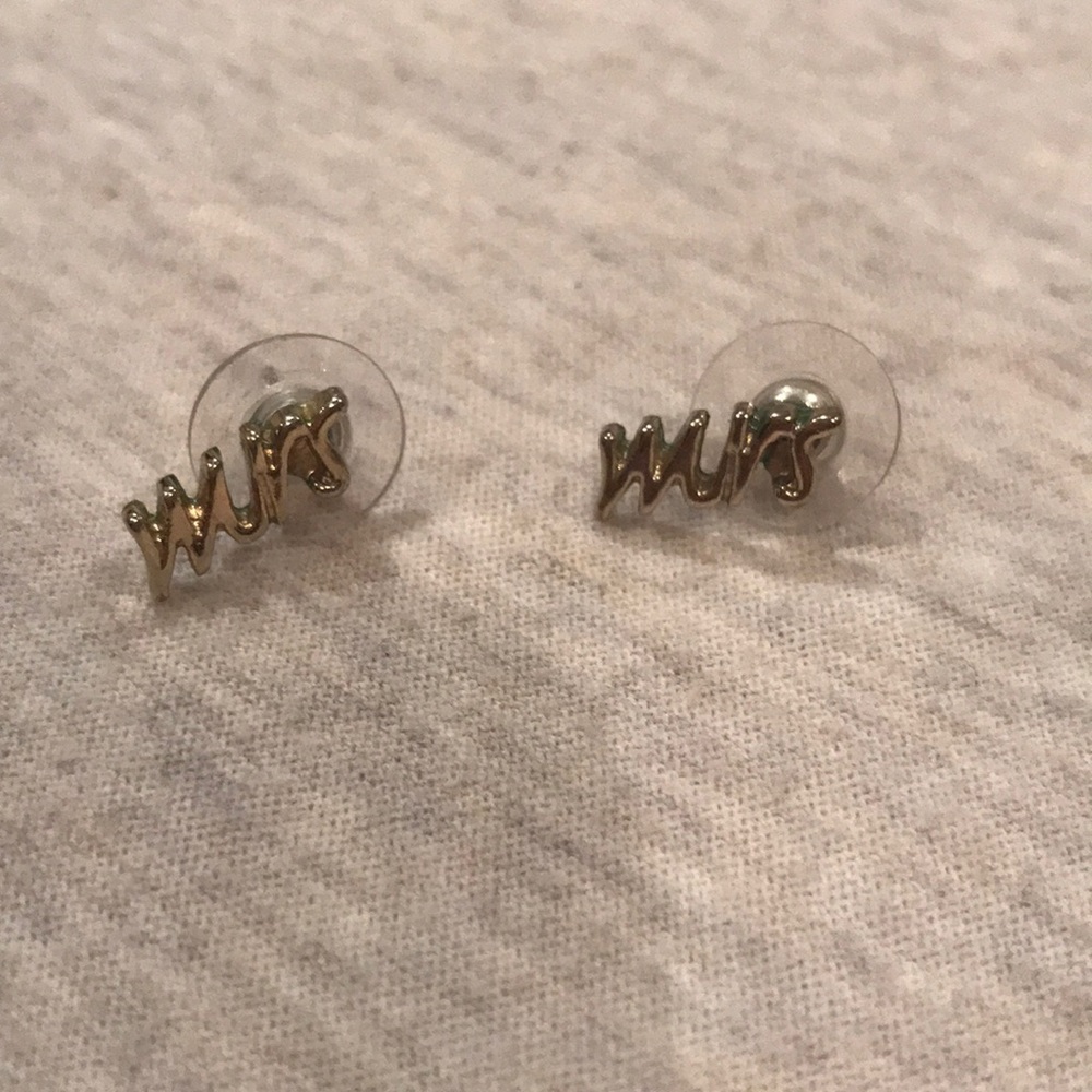 Mrs gold earrings